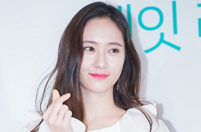 Krystal f(x) Siapkan Rilis Lagu Untuk STATION, SM Bantah Soal Debut Solo