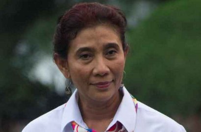Telat, Susi Pudjiastuti Numpang Motor Polisi ke Istana Merdeka