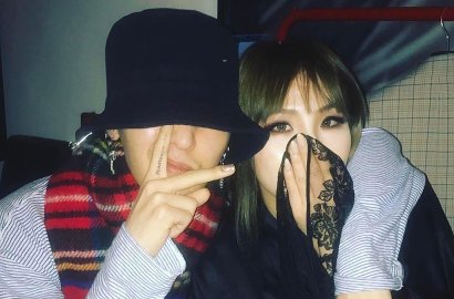 Hadiri Pameran di Inggris, G-Dragon Pamer Keakraban Bersama CL