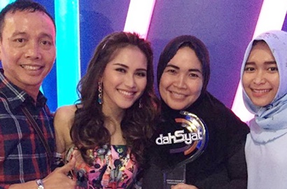 Liburan ke Amsterdam, Keluarga Ayu Ting Ting Disindir Habis-Habisan