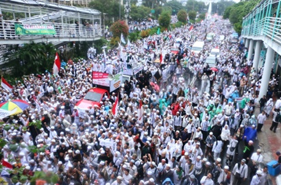 Diprotes Lantaran Pasang Foto Aksi 212, Ini Pembelaan Ketua KPU DKI