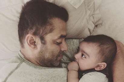 Rayakan Ultah Keponakan Tersayang, Salman Khan Terbang Ke Maldives