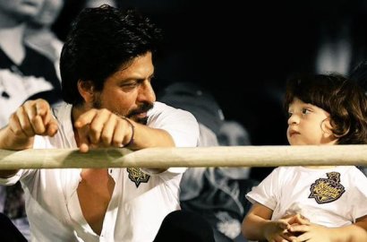 Berita dan Gosip tentang Shahrukh Khan Tulisan Artikel Berita dan Gosip tentang Shahrukh Khan Tulisan Artikel