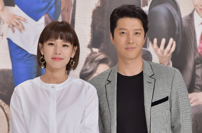 Sudah Konfirmasi Pacaran, Lee Dong Gun-Jo Yun Hee Kencan Gandengan Tangan