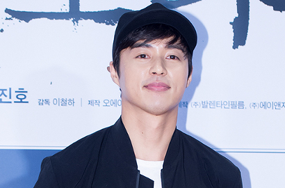 Jadi Antagonis Lagi, Senyum Sinis Oh Min Suk di 'King Loves' Dijamin Bikin Kesal