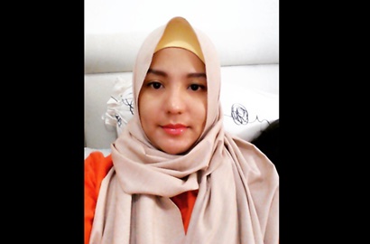 Kena Kanker, Bintang 'Tukang Ojek Pengkolan' Ini Tetap Syuting di Atas Kasur