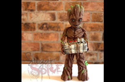 Terbuat dari Cokelat, Kue Baby Groot Ini Terlalu Imut Untuk Dimakan