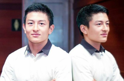 Biasanya Alim, Rio Haryanto Dugem Bareng Cewek Pamer Belahan Dada Bikin Fans Baper