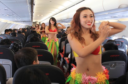 Berkat Pramugari Berbikini, Phuong Thao Jadi Miliader Wanita Pertama di Asia