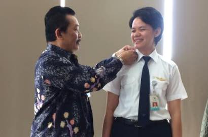 Disebut Kartini Masa Kini, Ida Fiqriah Jadi Kapten Pilot Perempuan Pertama di Garuda