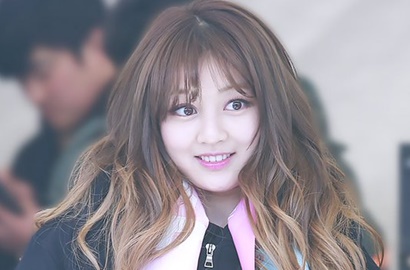 Ikut Twice ke Thailand, Jihyo Bikin Khawatir Duduk di Kursi Roda