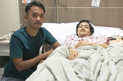 Unggah Foto Julia Perez Menangis, Tulisan Ruben Onsu Mengiris Hati Netter