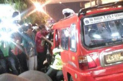 Sandera Wanita, Inilah Kronologi Saat Terjadi Penodongan di Angkot Jaktim