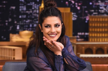 Raih 3 Piala Penghargaan Nasional, Priyanka Chopra Girang Hingga Baper