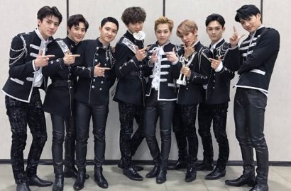 Gantengnya EXO Siap Ajak Fans Mandi Bola di Foto Baru, Mau Ikut?