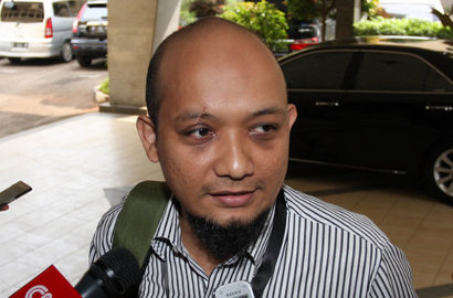 Kondisi Mulai Membaik, Novel Baswedan Dirujuk ke RS Singapura