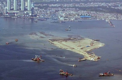 Ahok Sebut Reklamasi Untungkan Warga DKI