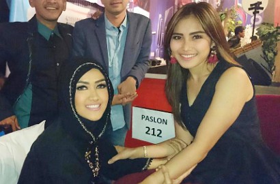 Ayu Ting Ting Sedih 'Kematian' Julia Perez Sempat Tercatat di Wikipedia