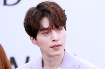 Bahas 'Goblin' di Fanmeet, Lee Dong Wook Ngaku Minta Tambah Adegan Ciuman