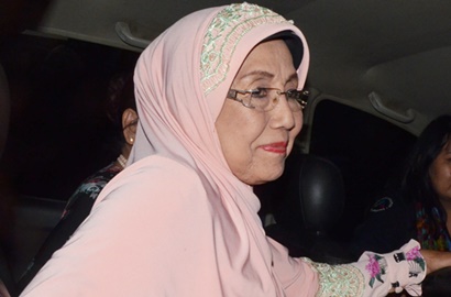 Ditanya Rencana Bulan Madu, Begini Jawaban Nani Wijaya dan Suami