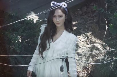 Bergaya Retro di Teaser MV 'Because It's Spring', Jessica Usung Konsep Mirip Tae Yeon?