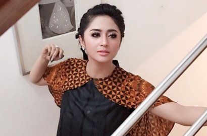 Inilah Efek Yang Dirasakan Dewi Persik Karena Pernah Ribut dengan Julia Perez