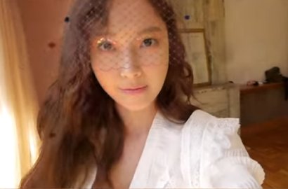 Jessica Ceria Nikmati Musim Semi di MV 'Because It's Spring'