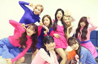 Hampir 3 Tahun Debut, Lovelyz Belum Dapat Bayaran dan Tak Punya Ponsel