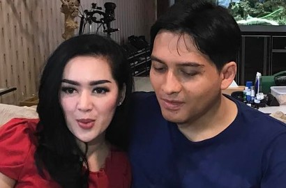 Disebut Tak Lagi Satu Rumah, Begini Penjelasan Tiara Dewi dan Lucky Hakim