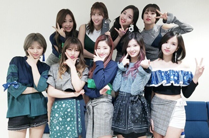 Buktikan Fans Garis Keras, Tentara Ini Jahit Nama Twice di Seragamnya