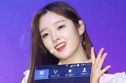 Eunjin Dilarikan ke Rumah Sakit Saat Showcase, DIA Dituding Media Play