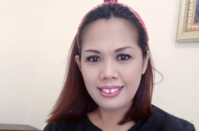 Heboh 'Bukti' Selingkuh, Netter Ingatkan Ely Sugigi Tak Nikahi Brondong Lagi