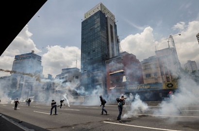 Terlilit Krisis Ekonomi, Venezuela Malah Sumbang Rp 6,6 M untuk Pelantikan Trump