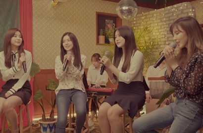 Luar Biasa, Kerennya Red Velvet Nyanyi Live Lagu STATION 'Would U'