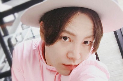 Pakai Baju Ngejreng di Bandara, Jang Geun Suk Gemuk Lagi?