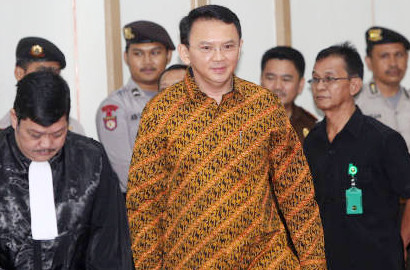Beredar Screenshot Percakapan Whatsapp, Karangan Bunga Untuk Ahok Settingan?