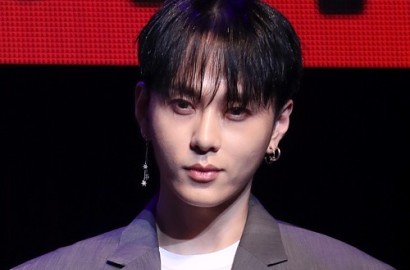 Kecenya Jun Hyung Highlight Pose Bak Psikopat dan Pamer Punggung di Teaser Comeback Solo