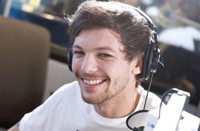Sudah Besar, Wajah Anak Louis Tomlinson 1D Makin Lucu Menggemaskan