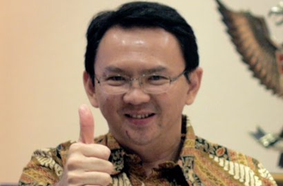 Populer, Kini Foto Bareng Ahok Harus Ambil Nomor Antrean dan Distempel