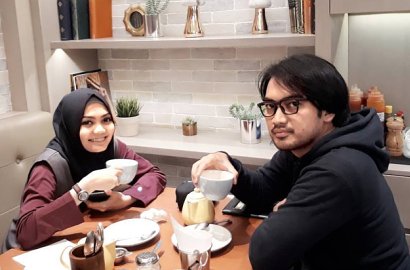 Arie Untung Benarkan Rina Nose Balikan dengan Mantan Suami?