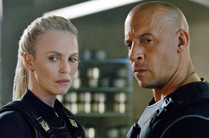 Cium Bibir Vin Diesel di 'Fast 8', Charlize Theron: Rasanya Kayak Ikan Mati