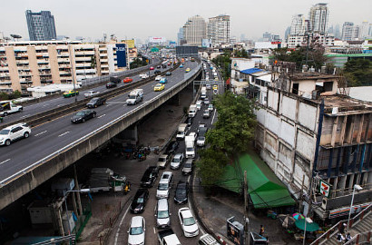 Maunya Santai Tapi Kena Macet? Ini Cara Usir Bete Saat Perjalanan Libur Panjang