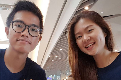 Foto Bareng Pakai Kebaya, Kaesang dan Kekasih Tunangan?