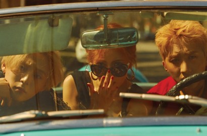Triple H Rilis MV '365 Fresh', HyunA Bikin Heboh Tidur Bugil Diapit E'Dawn-Hui