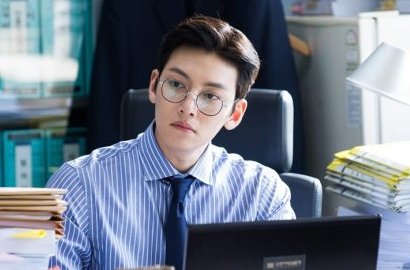 Bawa Setumpuk Dokumen, Ji Chang Wook Bikin Nam Ji Hyun Stres di 'Suspicious Partner'