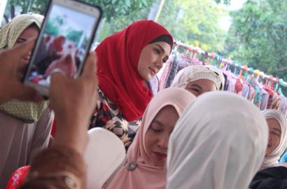 Nama Bergelar 'Raden', Mulan Jameela Anak Pejuang Berdarah Perancis?