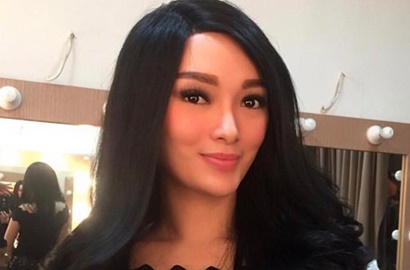 Dituding 'Ketularan' Ayu Ting Ting Edit Foto Instagram, Zaskia Gotik Dibela Netter