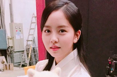 Hilangkan Kesan Imut, Kim So Hyun Pegang Pedang dan Siap Berperang di 'Ruler'?