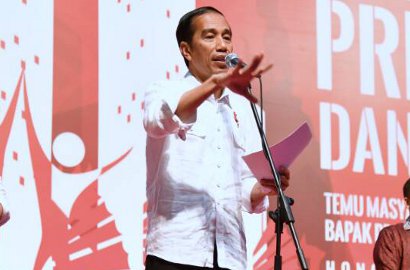 Usai Ahok dan Kapolri, Demam Karangan Bunga Juga Menyerbu Jokowi