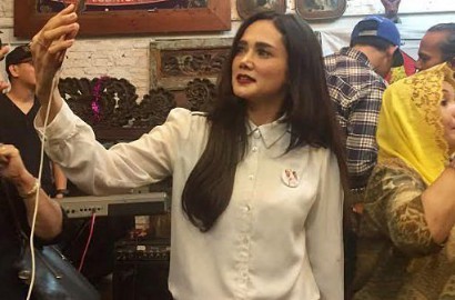 Dihujat Pelakor, Mulan Jameela Ternyata Dulunya Siswi Teladan dan Berkerudung